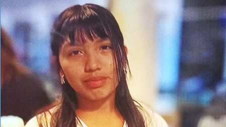 ¡Alerta en Puerto Madryn! Buscan a una adolescente de 14 años que desapareció cuando iba a clases de inglés