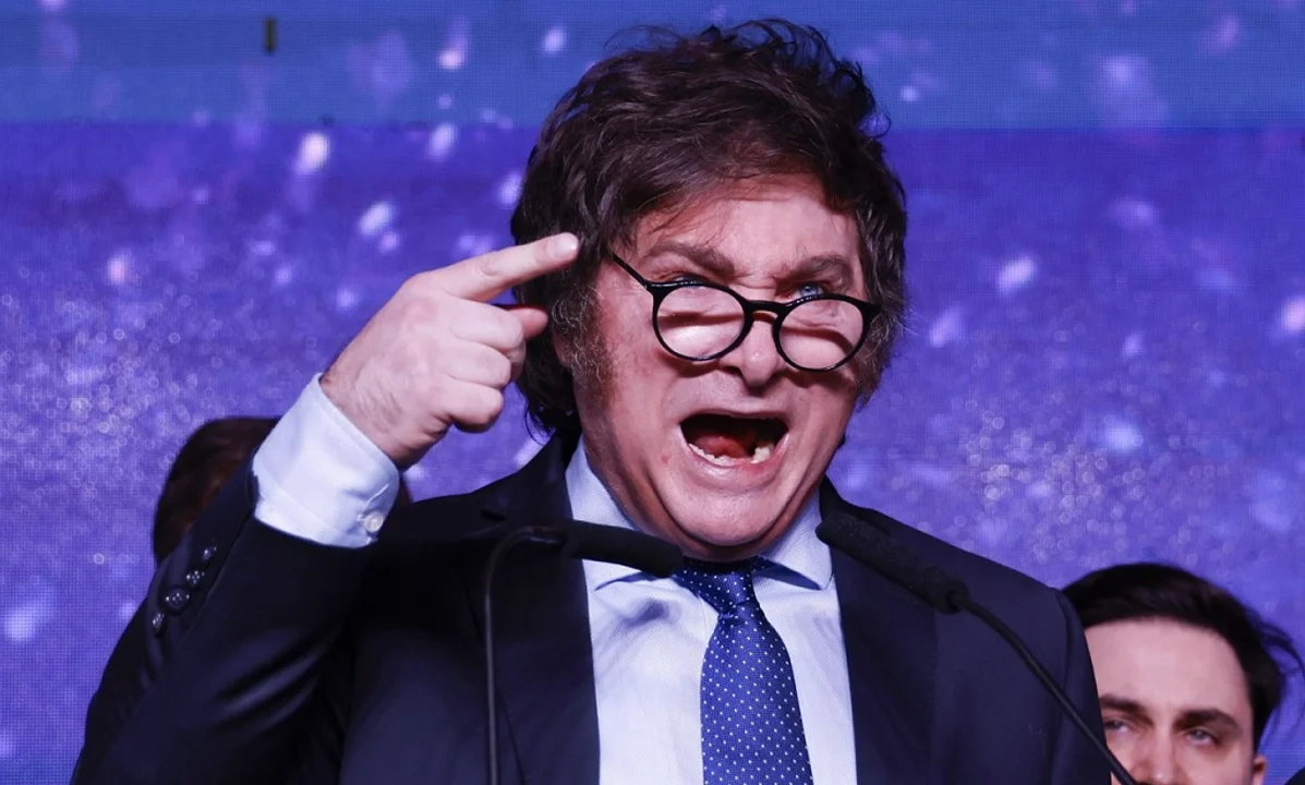 LA VÍSPERA DEL DISCURSO: Milei promete «el año más reformista de la historia» mientras el dólar se hunde y las reservas suben