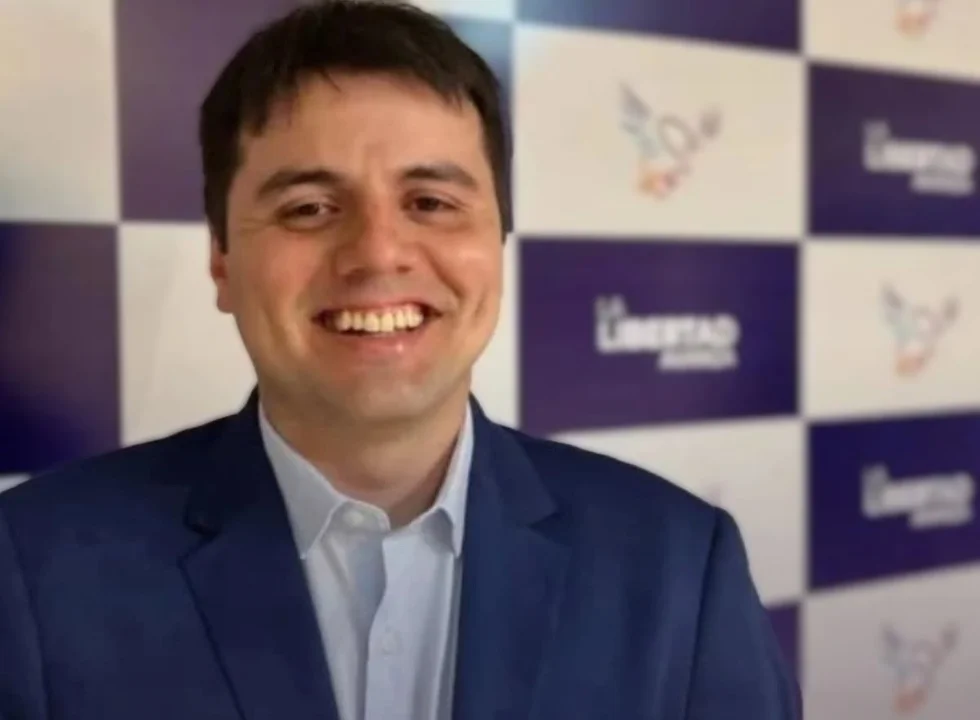 Senador libertario soltó la verdad: la reforma laboral no tendrá impacto hasta un segundo mandato de Milei