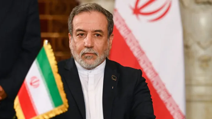 Irán ratifica su «derecho legal» de bloquear el paso de buques de EE. UU. e Israel por el Estrecho de Ormuz