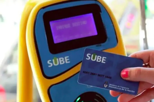 ¡Otro tarifazo en el AMBA! El boleto mínimo de colectivo sube a $700 desde este lunes: el aumento es del 7,6%