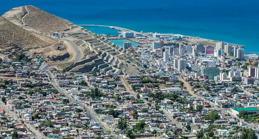 ¡Dolor desgarrador! Dos hermanos varados en Europa buscan ayuda desesperada para volver a despedir a su madre y hermanos fallecidos en la tragedia de Ruta 3