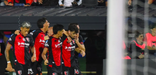 ¡Newell’s respiró! Venció 1-0 a Gimnasia de Mendoza y cortó una racha récord de diez fechas sin ganar