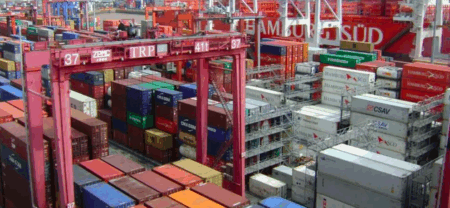 ¡Superávit récord! Argentina acumula 27 meses con saldo comercial positivo y las importaciones siguen en caída