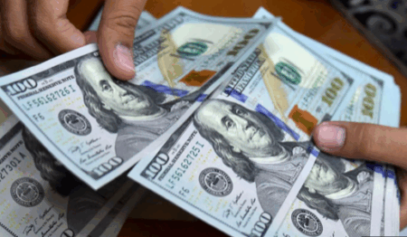 ¡Atención! Dólar: cómo comprar o vender en el feriado puente con homebanking, billeteras virtuales y el blue