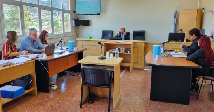 ¡Escándalo en Esquel! Fiscalía acusa a una madrynense de facilitar el auto para el millonario robo a Bebidas del Lago