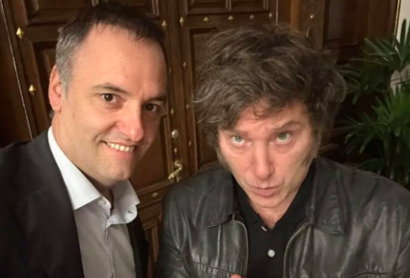 ¡Milei y Adorni juntos hoy! El Presidente ratifica su respaldo al jefe de Gabinete con una nueva foto tras semanas de escándalos