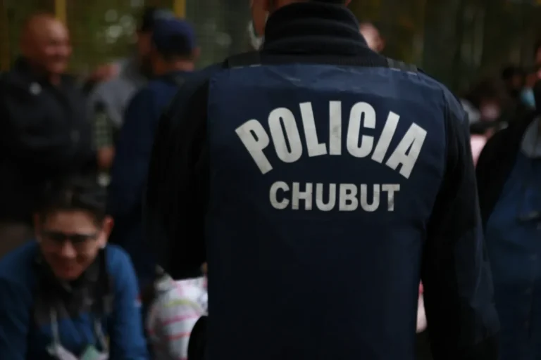 El Gobierno del Chubut y el Consejo de Bienestar Policial firmaron un acuerdo salarial tras la reunión en Rawson