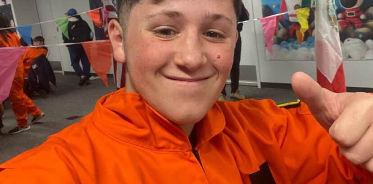 Un joven argentino de 16 años triunfa en una competencia espacial de la NASA