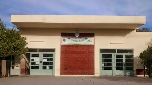 Investigan a un docente de la Escuela 750 de Puerto Madryn por presunto grooming a una alumna de 13 años