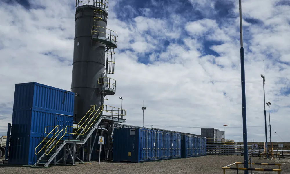 La Provincia de Chubut advirtió que la falta de inversión en Manantiales Behr podría causar la caducidad del área