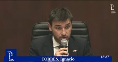 Chubut busca ser polo tecnológico: Torres se reunirá con Amazon por data centers y potencia la Zona Franca