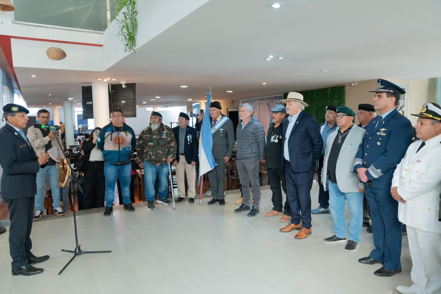 Macharashvili inauguró la Muestra de Malvinas: «Para mantener viva la memoria»