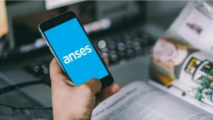 Alerta por estafas: ANSES advierte que no solicita datos personales ni claves bancarias