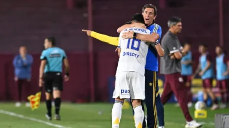¡La maldición del doble nueve! Úbeda es el tercer técnico de Boca que termina cediendo al mismo esquema: Bareiro y Merentiel, intocables