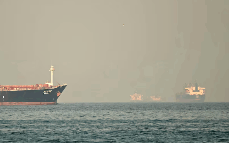 Irán insistió en que el Estrecho de Ormuz “no se abrirá a enemigos”