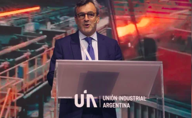 La UIA salió con los tapones de punta: “La suspensión de la reforma laboral debilita el clima de negocios y retrasa las inversiones”