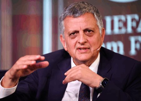 Horacio Marín: “YPF decidió actuar como amortiguador ante el impacto de la guerra”