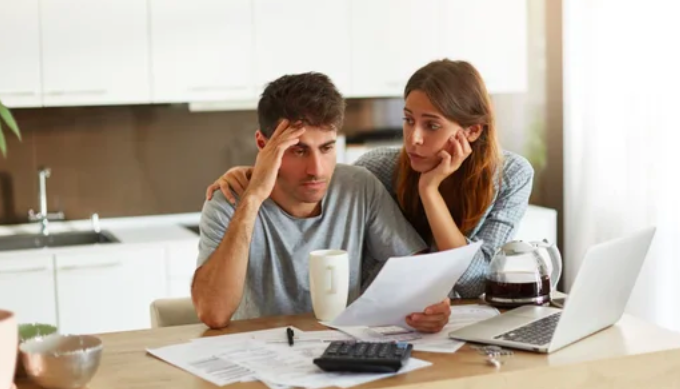 El crédito bancario crece en Argentina, pero la mora se cuadruplicó en un año: del 2,7% al 10,6%