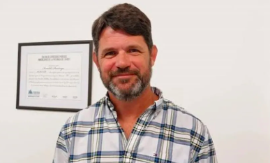 CAMAD y Comodoro Conocimiento firmaron un convenio: Madryn ofrece su experiencia a una Comodoro en crisis