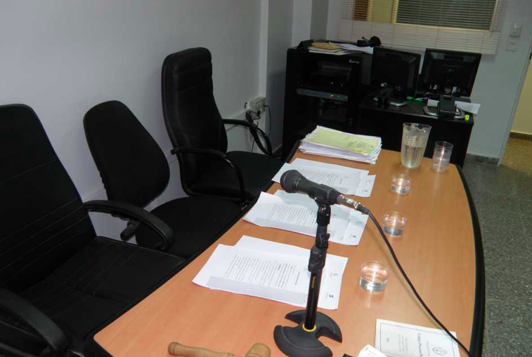 Acordaron juicio abreviado para un imputado que agredió a un remisero e intentó robar en Trelew