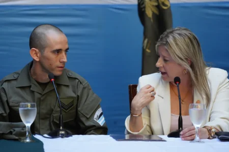 Javier Milei recibirá a las 16:30 al gendarme Nahuel Gallo en Casa Rosada