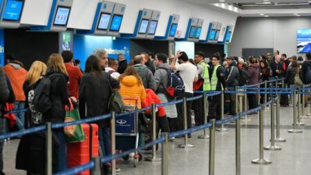 Semana Santa 2026: Récord de turistas pero fuerte caída en el gasto real