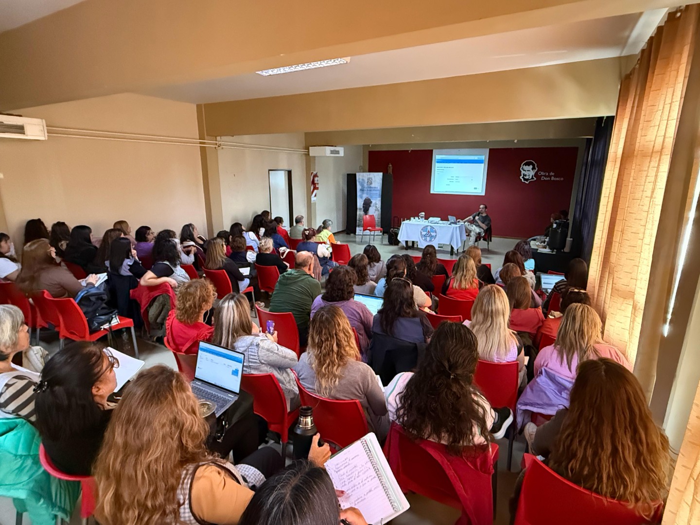 Provincia continúa con las instancias de capacitación a directivos en el uso del sistema de Información Digital Educativa