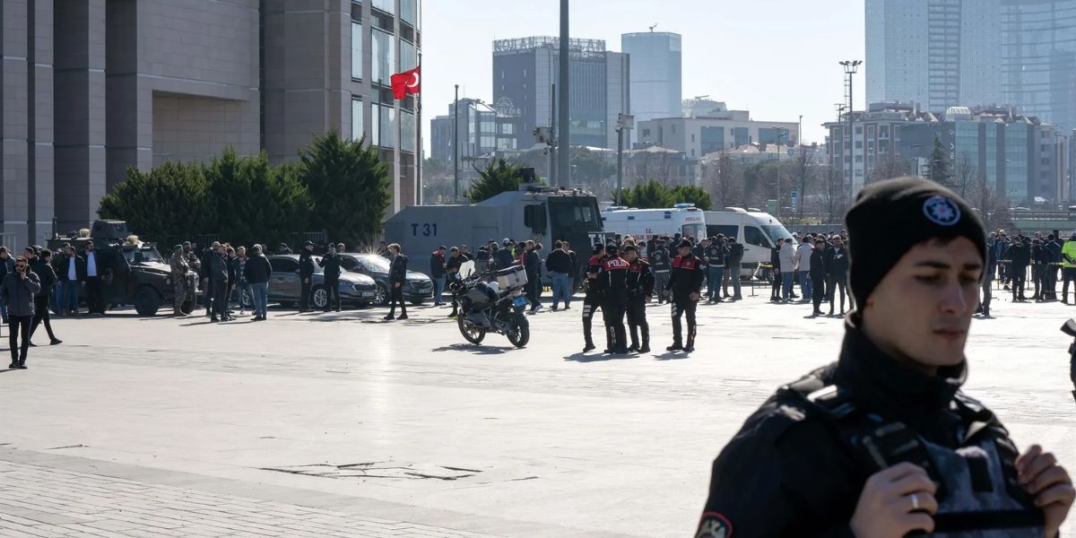 Atentado en Estambul: tiroteo frente a sede diplomática israelí