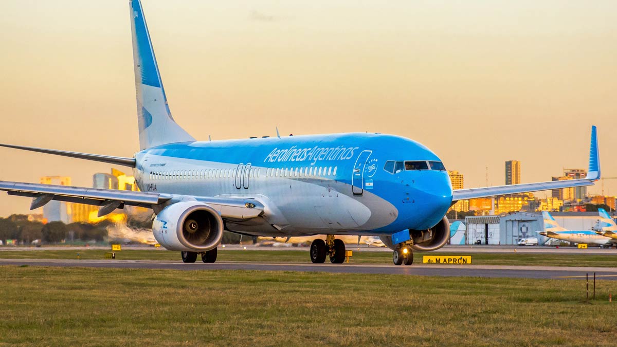 Trelew y Madryn pierden frecuencias aéreas durante abril y mayo