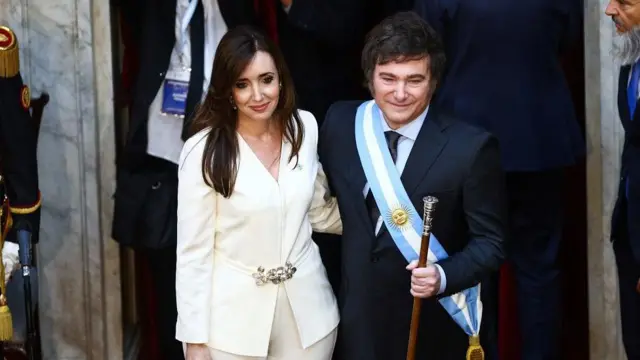 Villarruel afuera del Tedeum y mensaje en plena interna