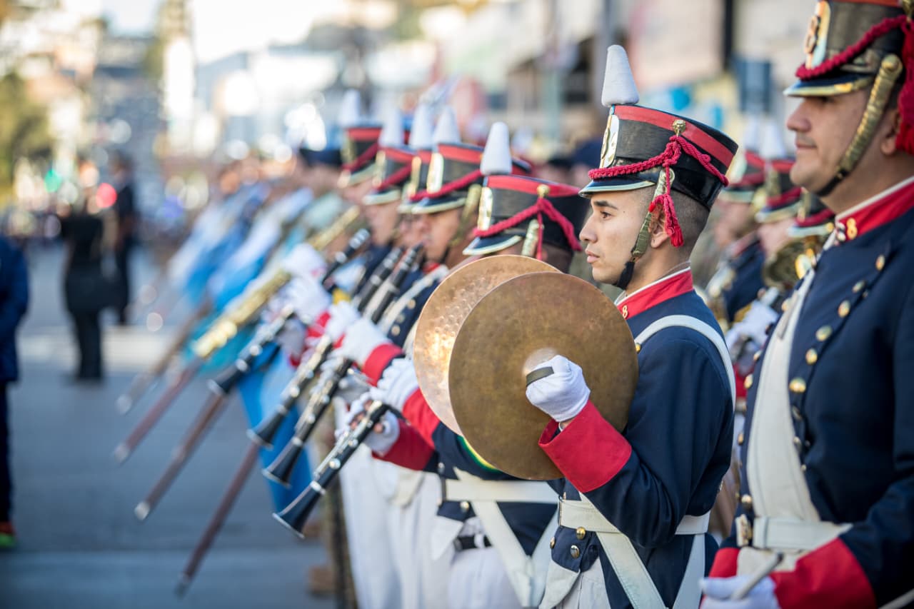 Comodoro Rivadavia celebró el 25 de Mayo con un emotivo desfile