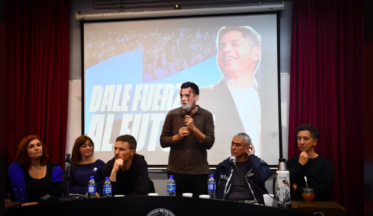 “Es Axel o Milei”: fuerte acto político agitó la interna 2027