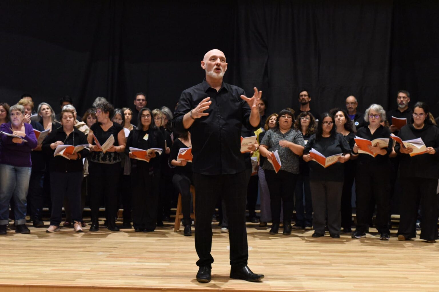 Con la participación de Tomás Arinci, Comodoro y Rada Tilly serán el epicentro del canto coral provincial