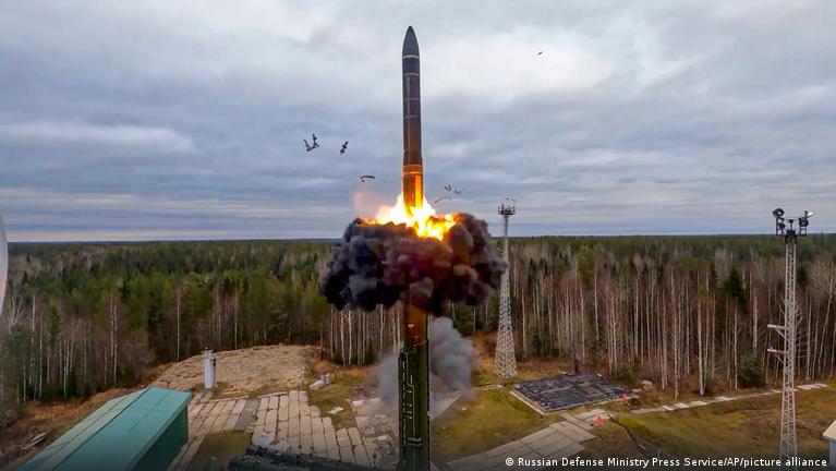 Guerra total: Rusia atacó Ucrania con un misil de alcance europeo