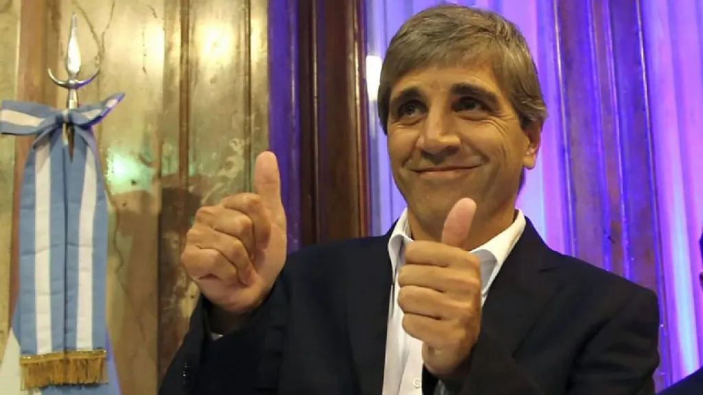 Luis Caputo celebró el superávit comercial: «El mayor valor mensual del que se tenga registro»