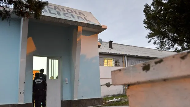 Un preso prendió fuego su celda en el Pabellón 9 de la Alcaidía de Comodoro Rivadavia