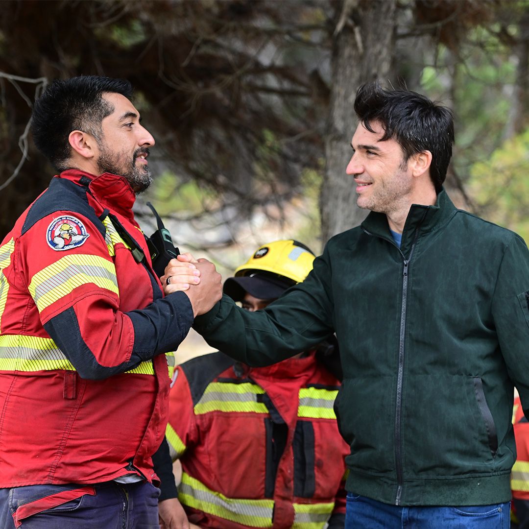 El gobernador Ignacio Torres firmó el decreto del Plan Operativo Invernal 2026