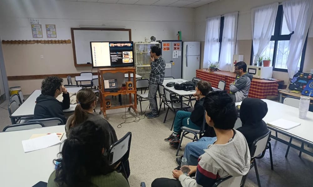 Futuro espacial: alumnos de Chubut charlaron con el equipo de la NASA