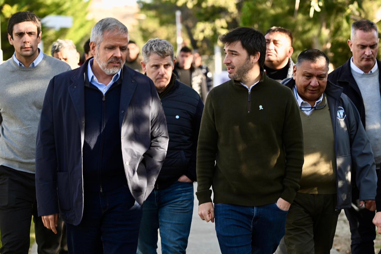 Chubut y PECOM analizaron la reactivación de los yacimientos El Trébol y Manantiales Behr