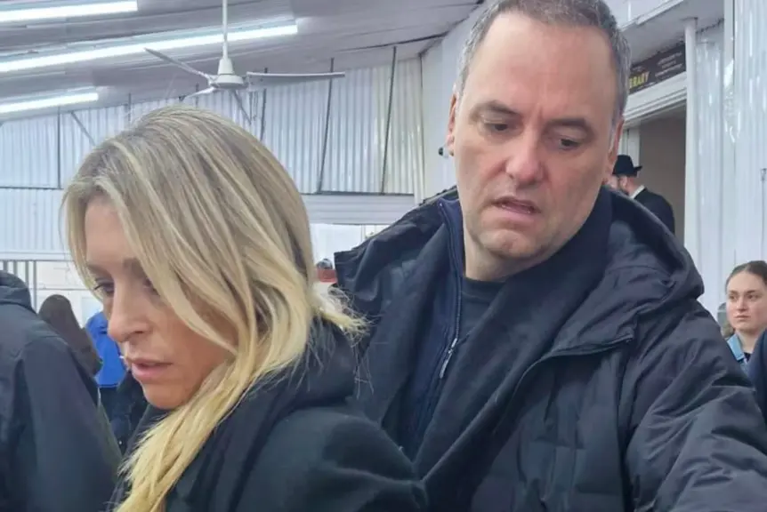 Polémica: esposa de Adorni entró al régimen de “inocencia fiscal”
