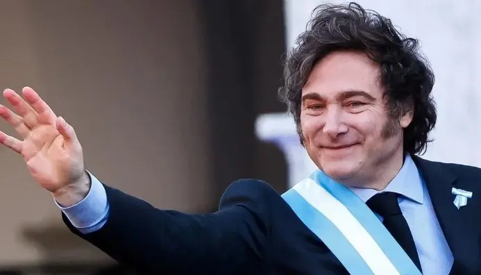 “Libertad o comunismo empobrecedor”: El contundente respaldo de Javier Milei a Abelardo de la Espriella para el balotaje en Colombia