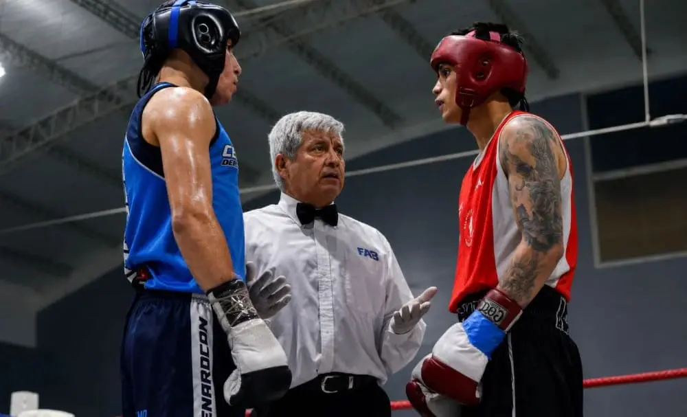 ¡Noche de furia en Madryn! Cuatro horas a puro golpe y combates brutales