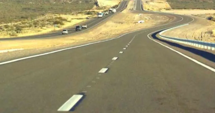 ¡Peligro extremo en las rutas! Hielo y baches acechan a Chubut