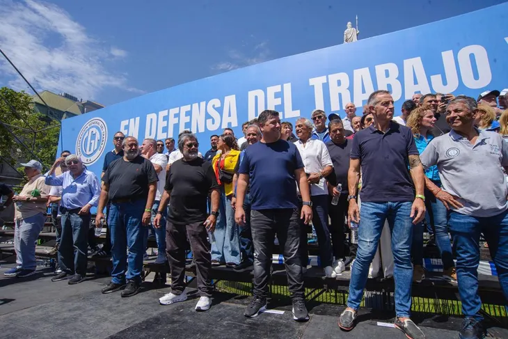La CGT debate una nueva estrategia contra la reforma laboral