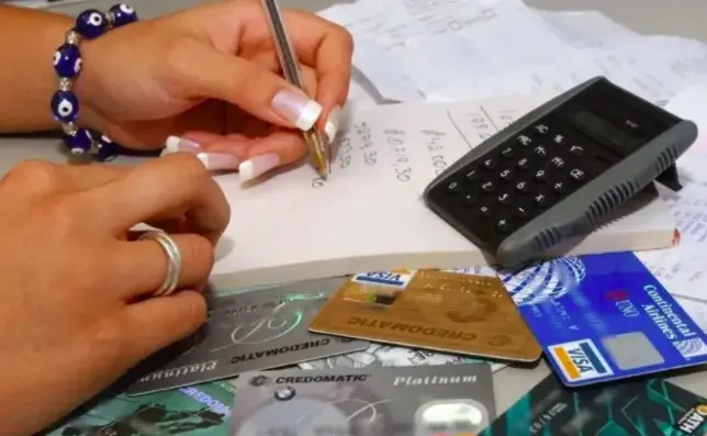 1 de cada 3 Argentinos con deuda no puede pagar
