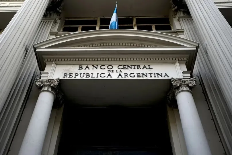 El BCRA volvió a comprar dólares y superó los USD 2.000 millones acumulados en julio