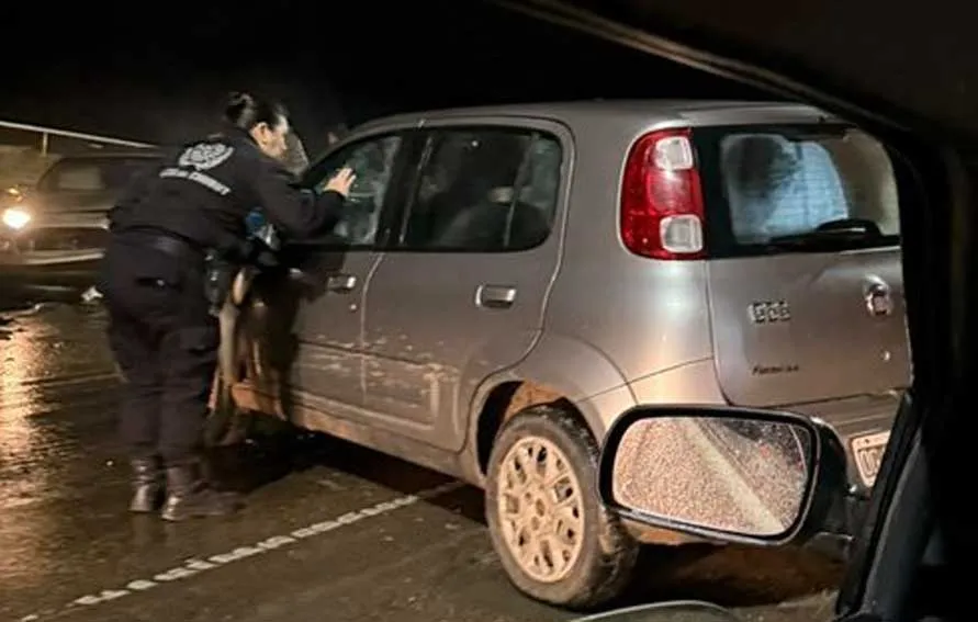 Fuerte choque frontal en la Ruta 25 complica el tránsito en Rawson