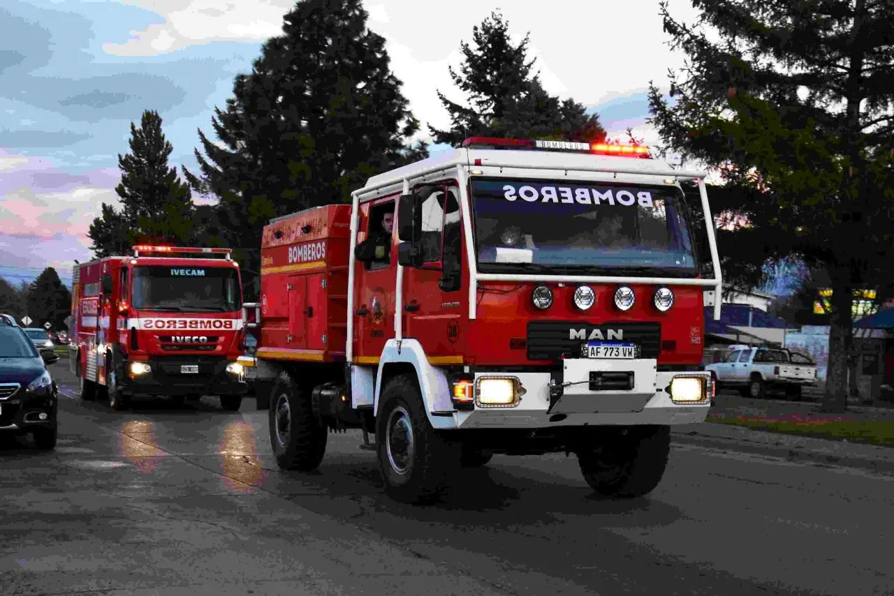 Ante el frío extremo, Bomberos de Esquel comparten claves para evitar incendios