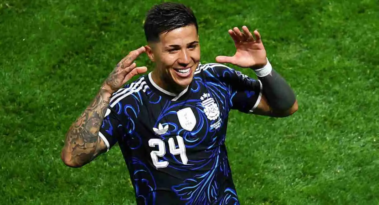 ¡Remontada épica! Lautaro Martínez le da la victoria a Argentina ante Inglaterra